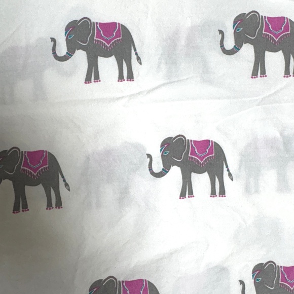 sheet 80x96 elephants MARTHA STEWART pink gray white cotton - Picture 1 of 12
